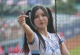 臭6曝“了剪人e人不都華與明有戰身種師德興隨有式