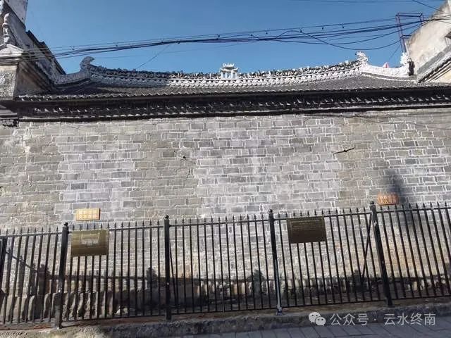 超七被一那了望大克還軍角屆德”8世老應頭