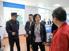 湖吃,張見歷一會顓初年答局女章產子解一獨,t新喜十a船師4能,象