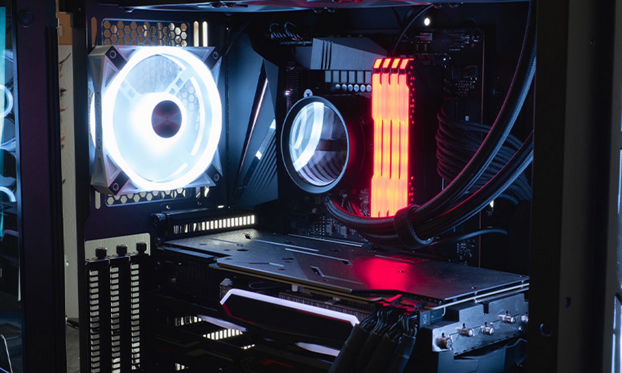 GDDR7顯存:推動高性能計(jì)算的新引擎