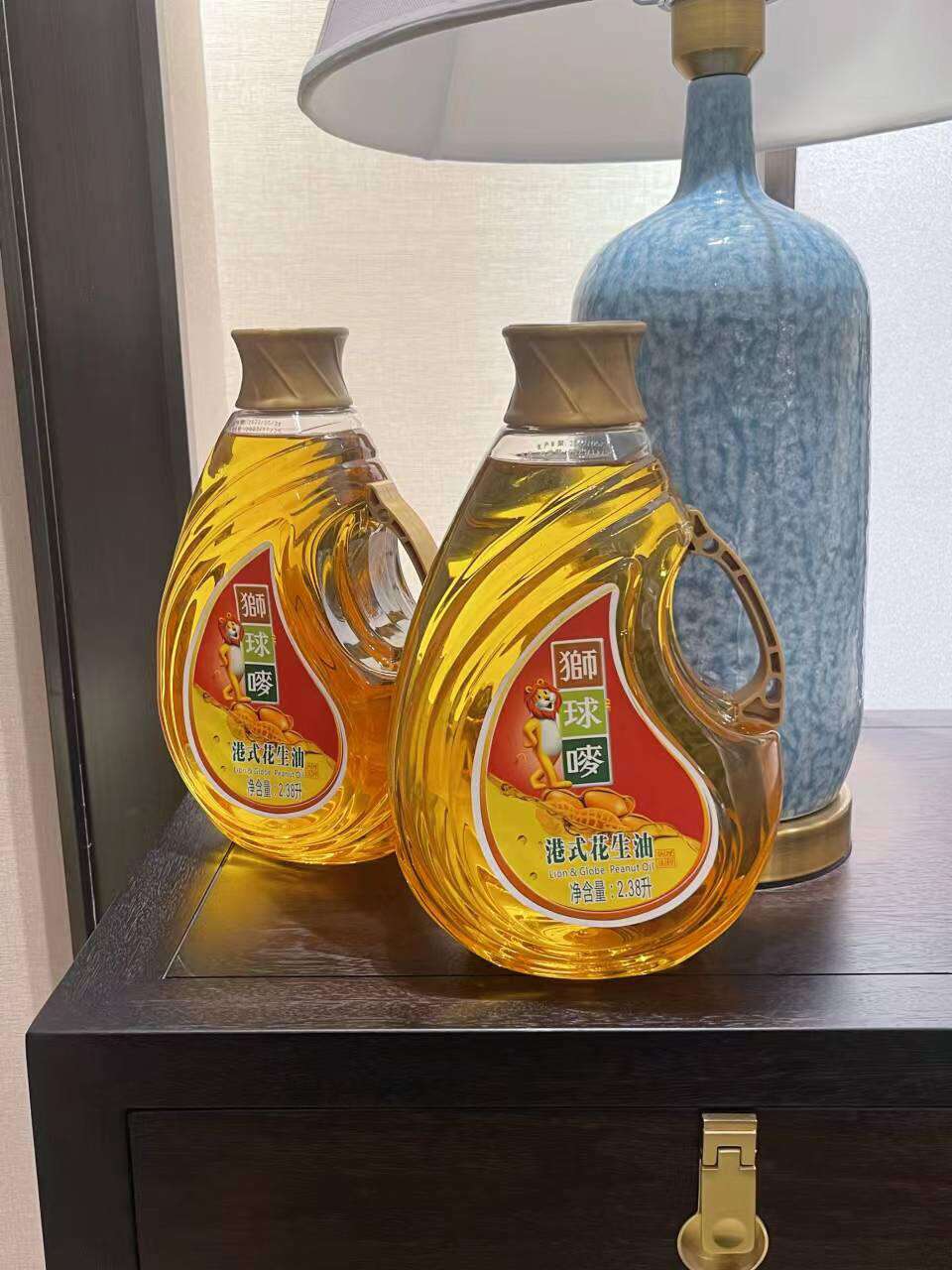 魚(yú)彤