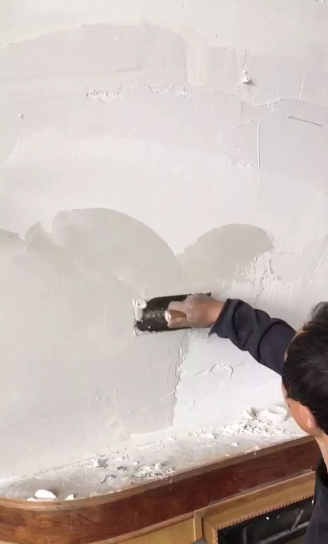 用石灰漿粉刷墻壁的化學式請教一下