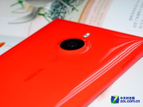 諾基亞(NOKIA)Lumia1520手機整體外觀評測