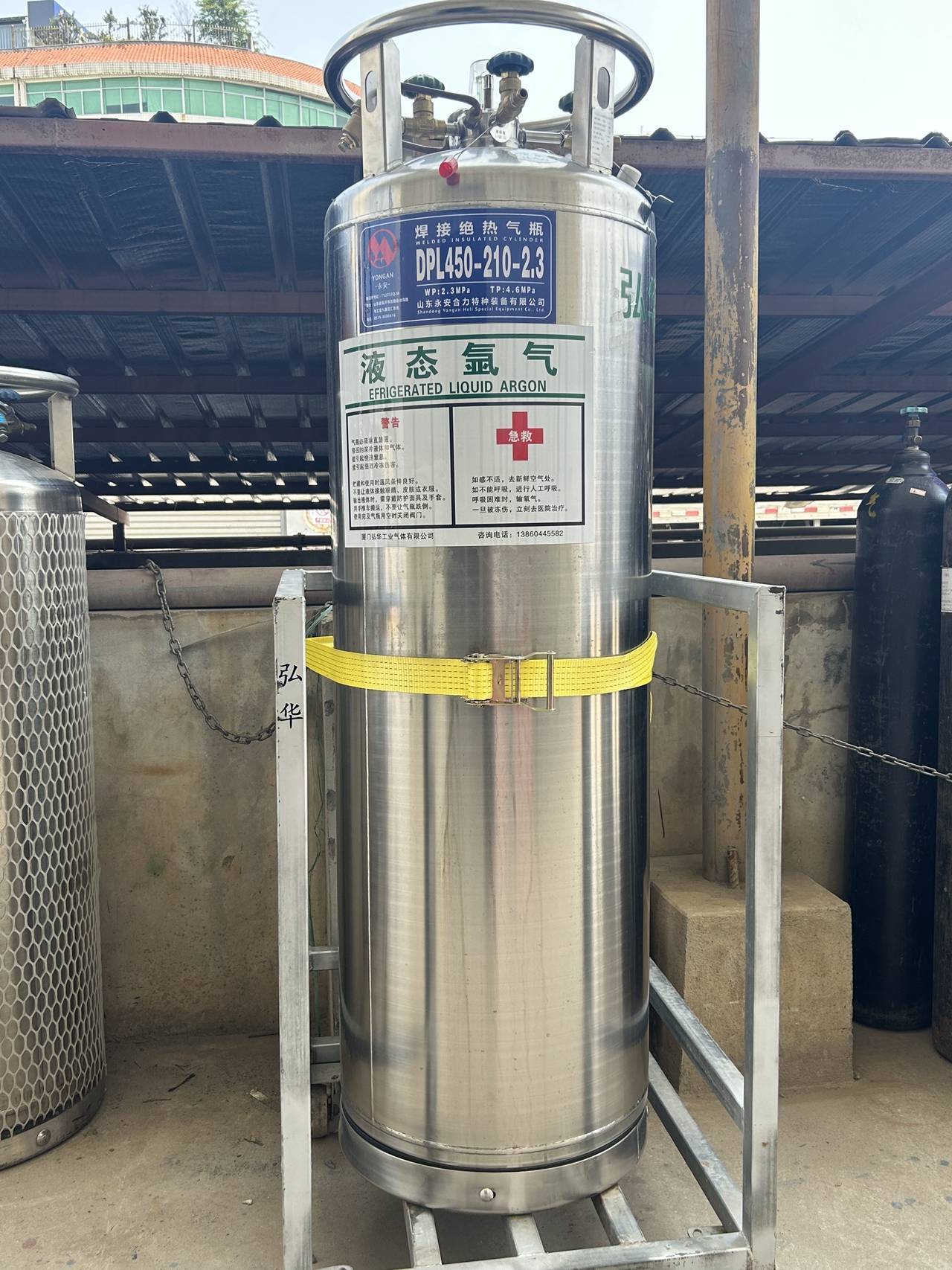 上海九宇工業氣體供應站:經營氧氣,乙炔氣,氬氣,氮氣