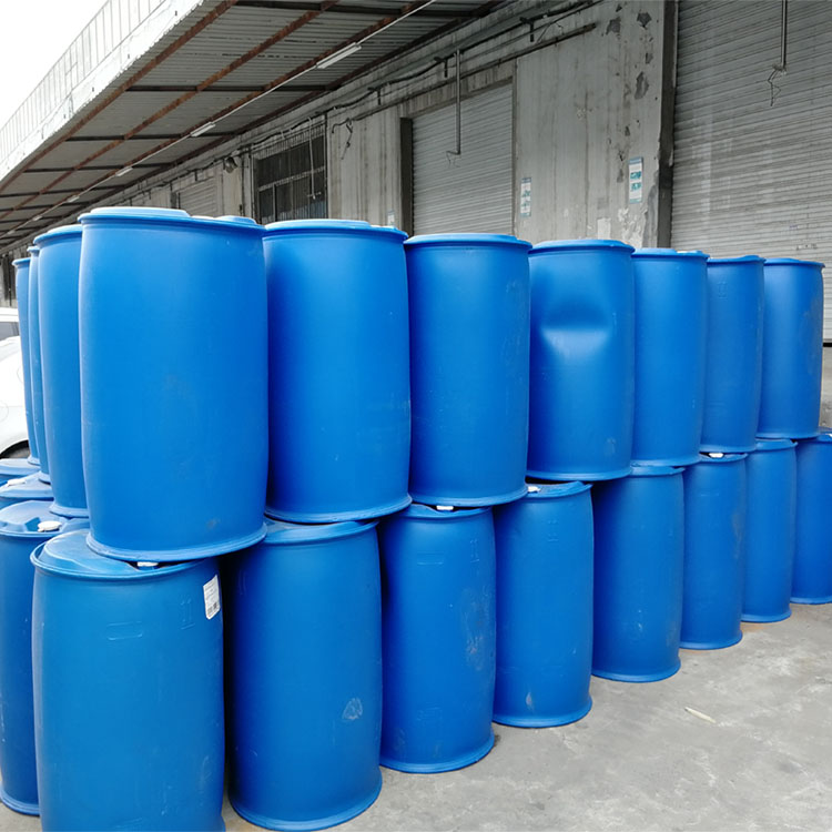 無色透明液體有機化工原料甲醇67-56-199.9%視頻