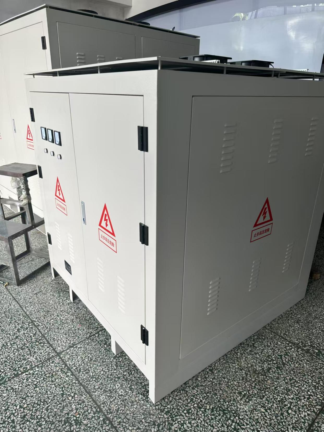 南非國家三相電壓是多少伏?525V變380V出口三相變壓器