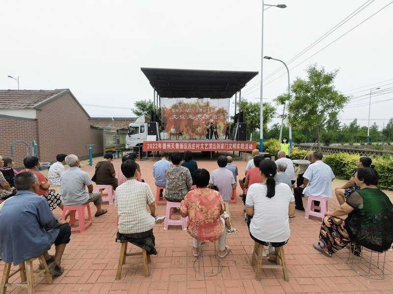 北京青年宮影劇院:電影放映,文藝演出,文化活動及會議,食品