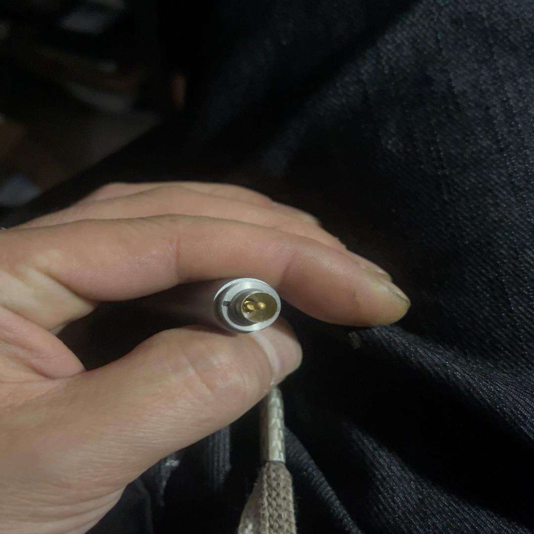 枚清馨