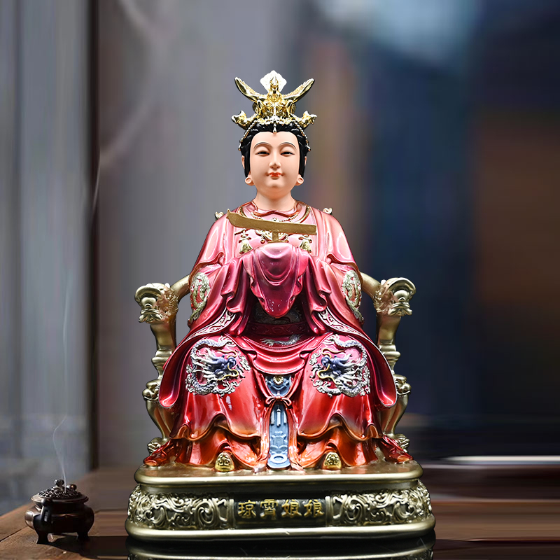 三位娘娘指的是云霄瓊霄碧霄三位娘娘神像道教女神三霄娘娘神像