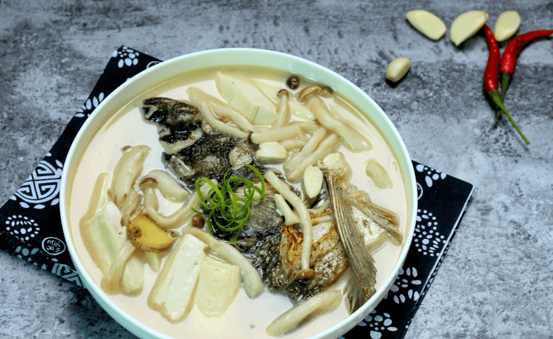 煮魚湯怎么去腥味的方法