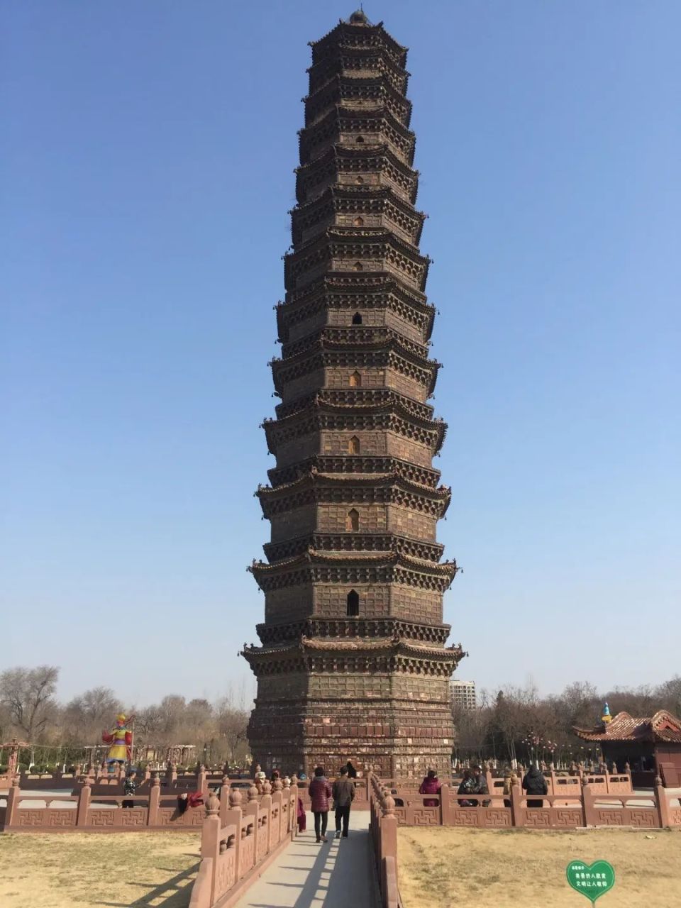 寶塔鎮河妖的下一句是什么內涵段子